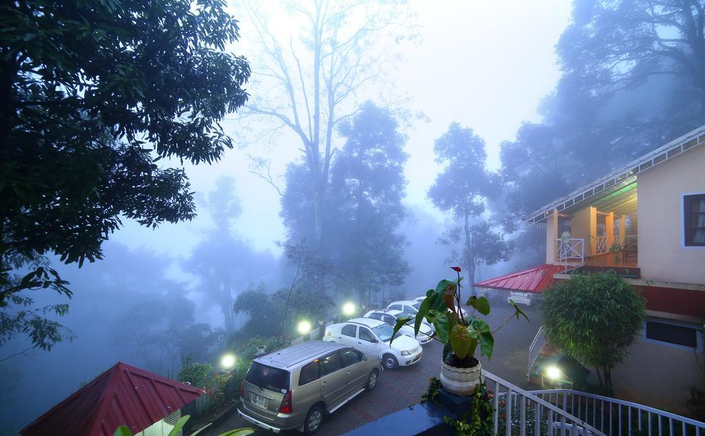 The New Whispering Meadows Hotel Munnar Exterior photo